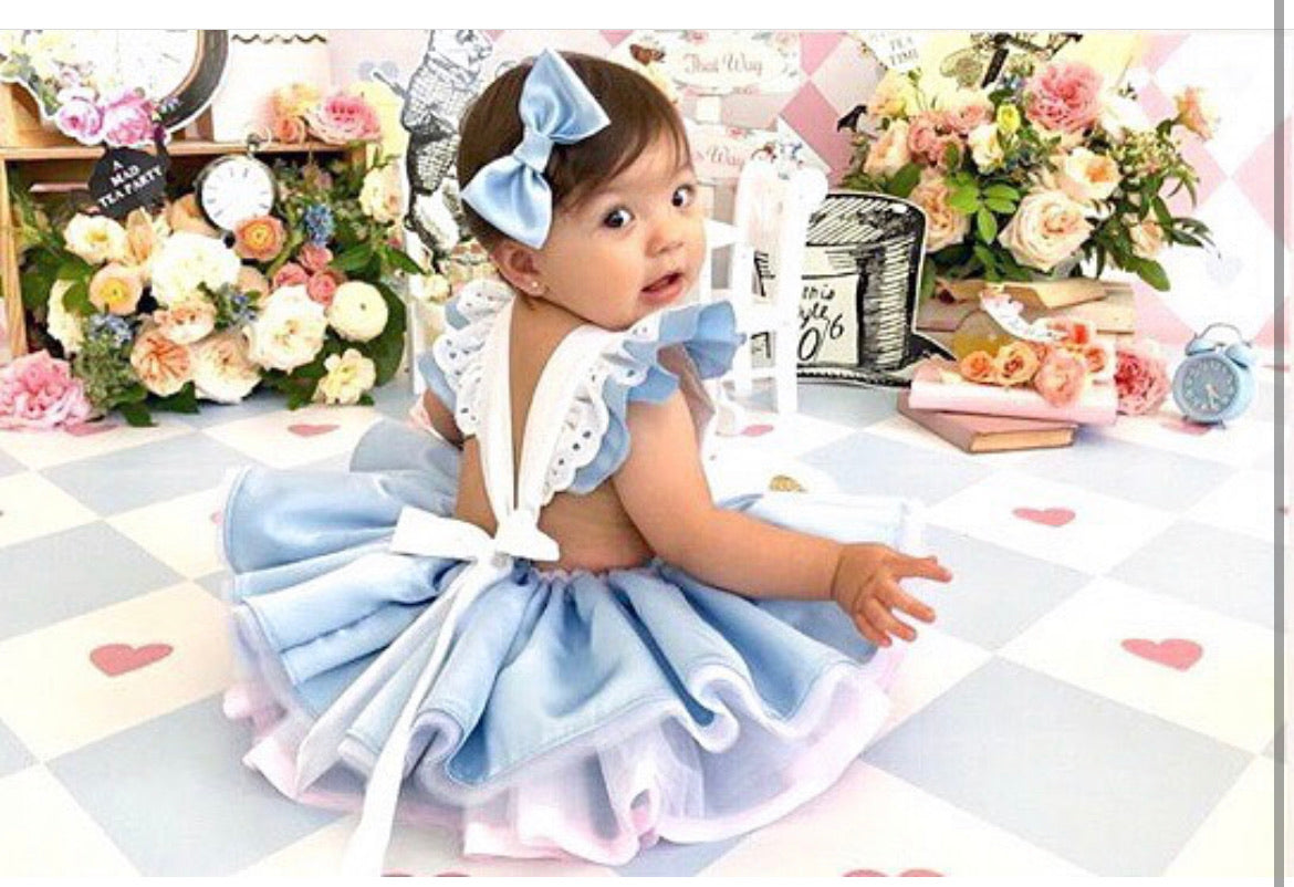 Pastel“Alice in Wonderland” Romper Set